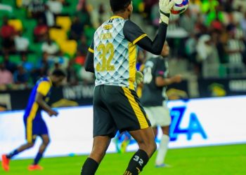 Bwa mbere mu Rwanda hakoreshejwe itegeko rihana abanyezamu batinza umukino