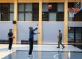 Perezida Kagame na Gen Muhoozi bakinnye Basketball